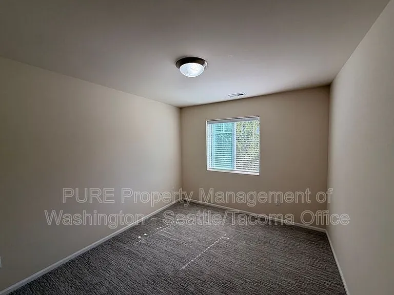 18224 72nd Ave E — Photo 20