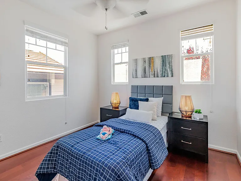 8940 Acorn Way — Photo 12