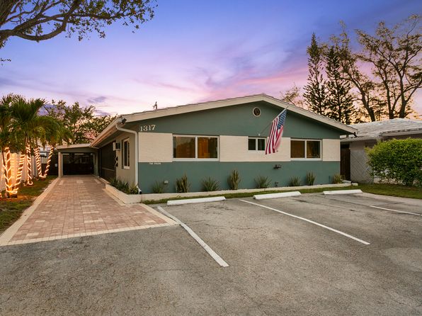 1317 SE 22nd Ave APT 2