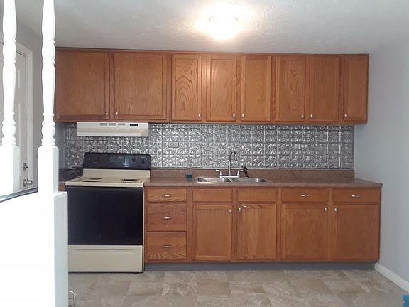 4th image of 11785 Elkwood Dr