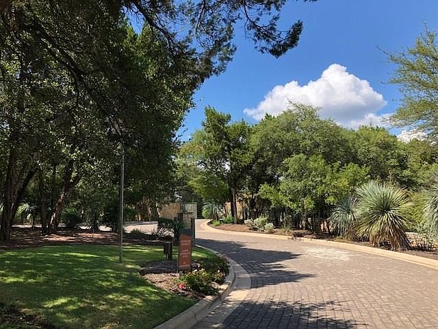 1st image of 4816 Mirador Dr