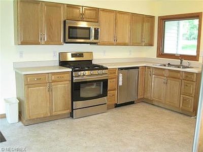 2nd image of 3960 Brush Dr
