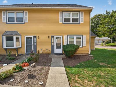 1400 Hartford Turnpike APT 33, North Haven, CT, 06473