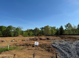 1824 Melton Meadows Dr, Maryville, TN 37803