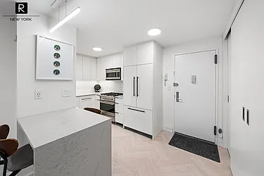 132 East 35th Street, #5D