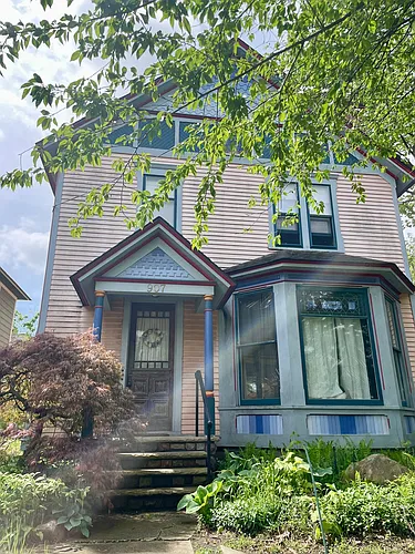 907 W Lovell St #4 Photo 1