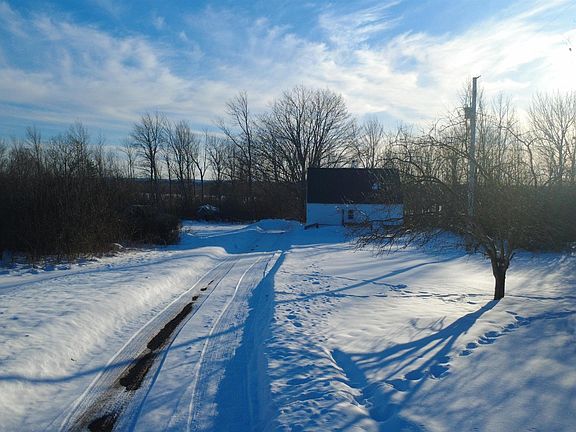 2nd image of 150 Roger Rd