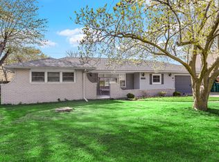 6900 Delaware St, Merrillville, IN 46410