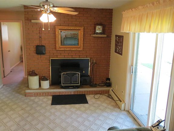 5th image of 2611 Bronson Dr