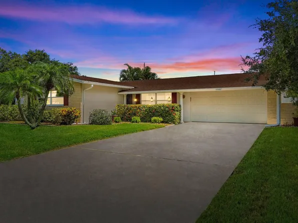 13582 87th Ave, Seminole, FL 33776