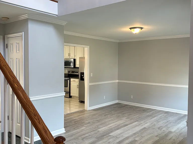 722 Creek Dr — Photo 6