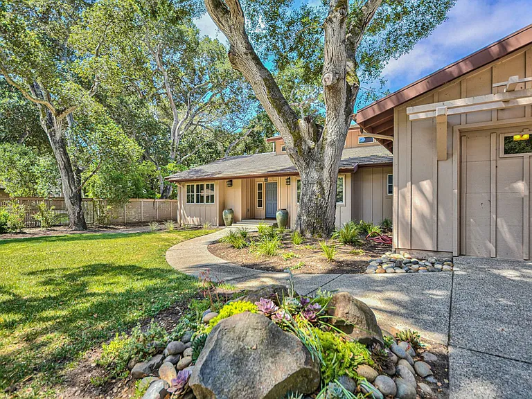 25440 John Steinbeck Trl — Photo 3