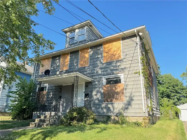 2342 17th St SW, Akron, OH 44314