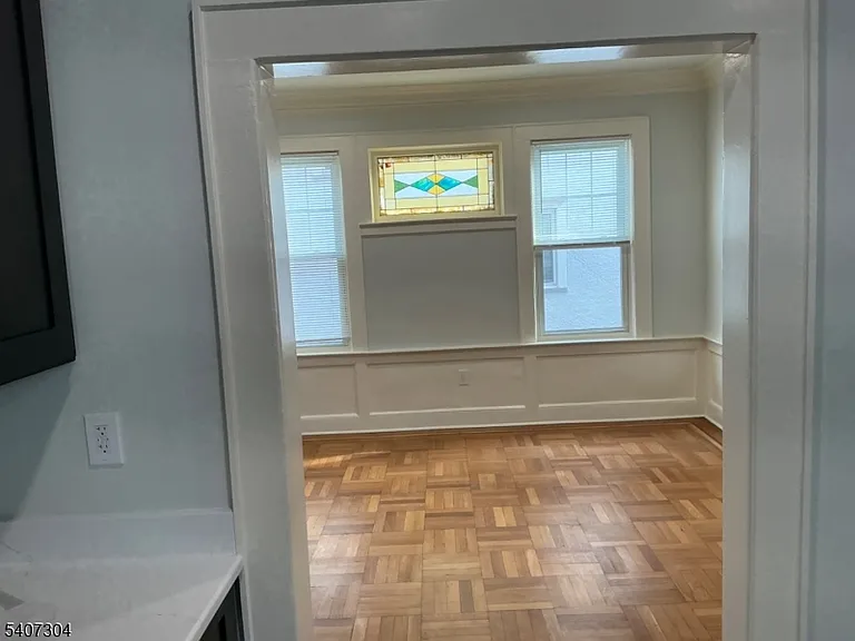 176 Weequahic Ave #2 — Photo 11