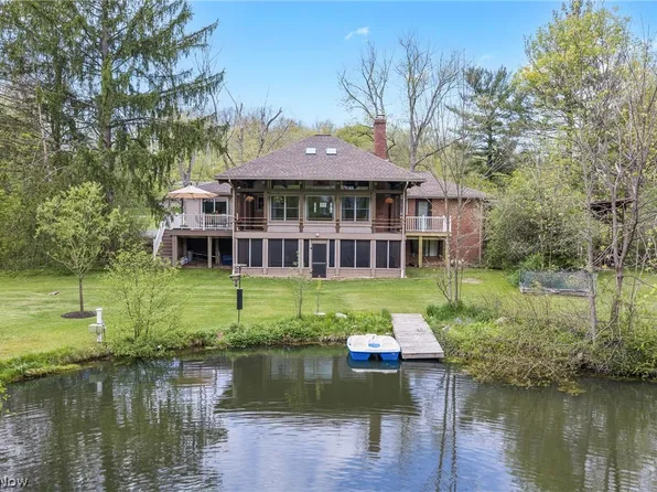 34740 Sherwood Dr, Solon, OH 44139