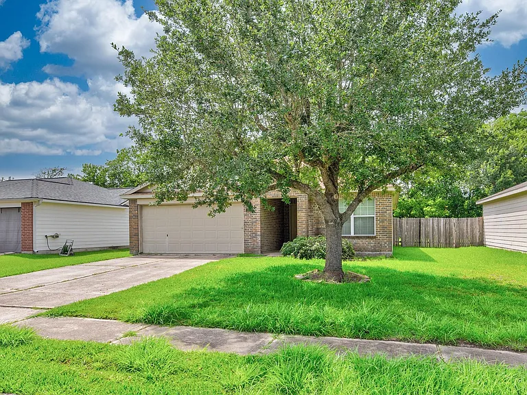 3910 Enclave Mist Ln — Photo 3