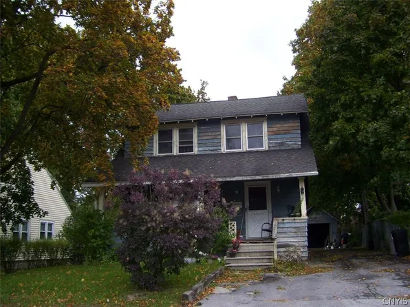 319 E Molloy Rd, Syracuse, NY 13211