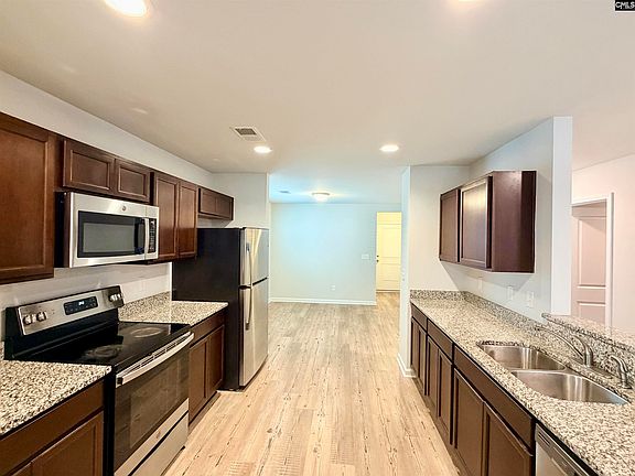 5th image of 1653 Farshaw Way