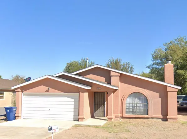 402 Calle Don Santiago NE, Los Lunas, NM 87031