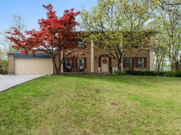 7492 Whitehall Cir, West Chester, OH 45069