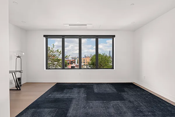 Living room, photo 3