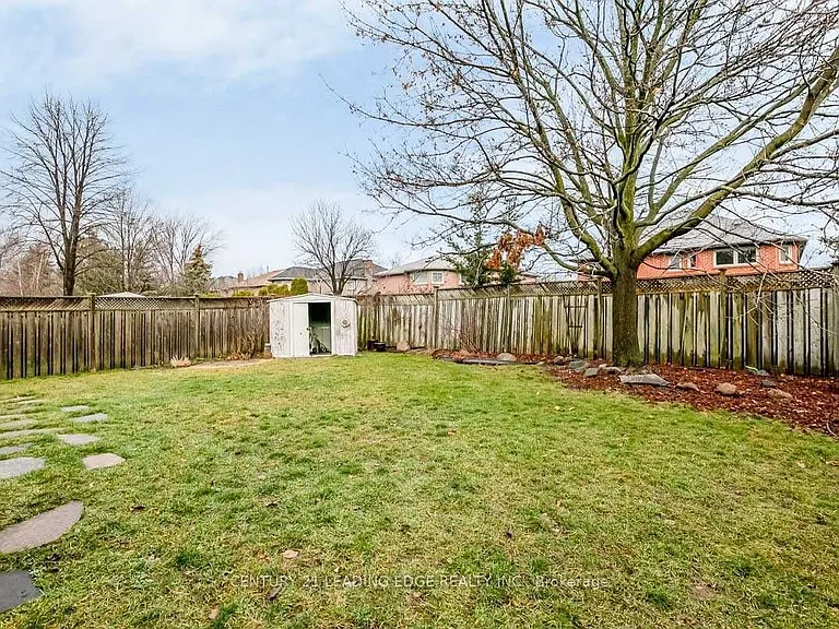 90 Cityview Cir — Photo 4