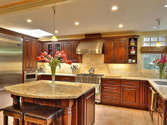 Gourmet Kitchen ~ Viking Appliances