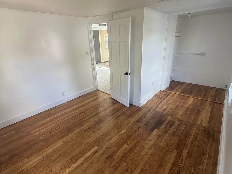 88 Linden St #2S — Photo 3