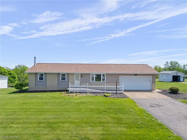 1830 Baird Ave NE, Paris, OH 44669