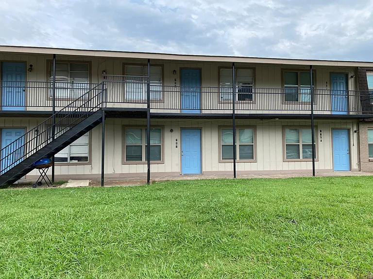 The Flats — Photo 1