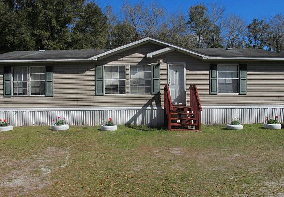 2nd image of 183 SE Waterleaf Dr