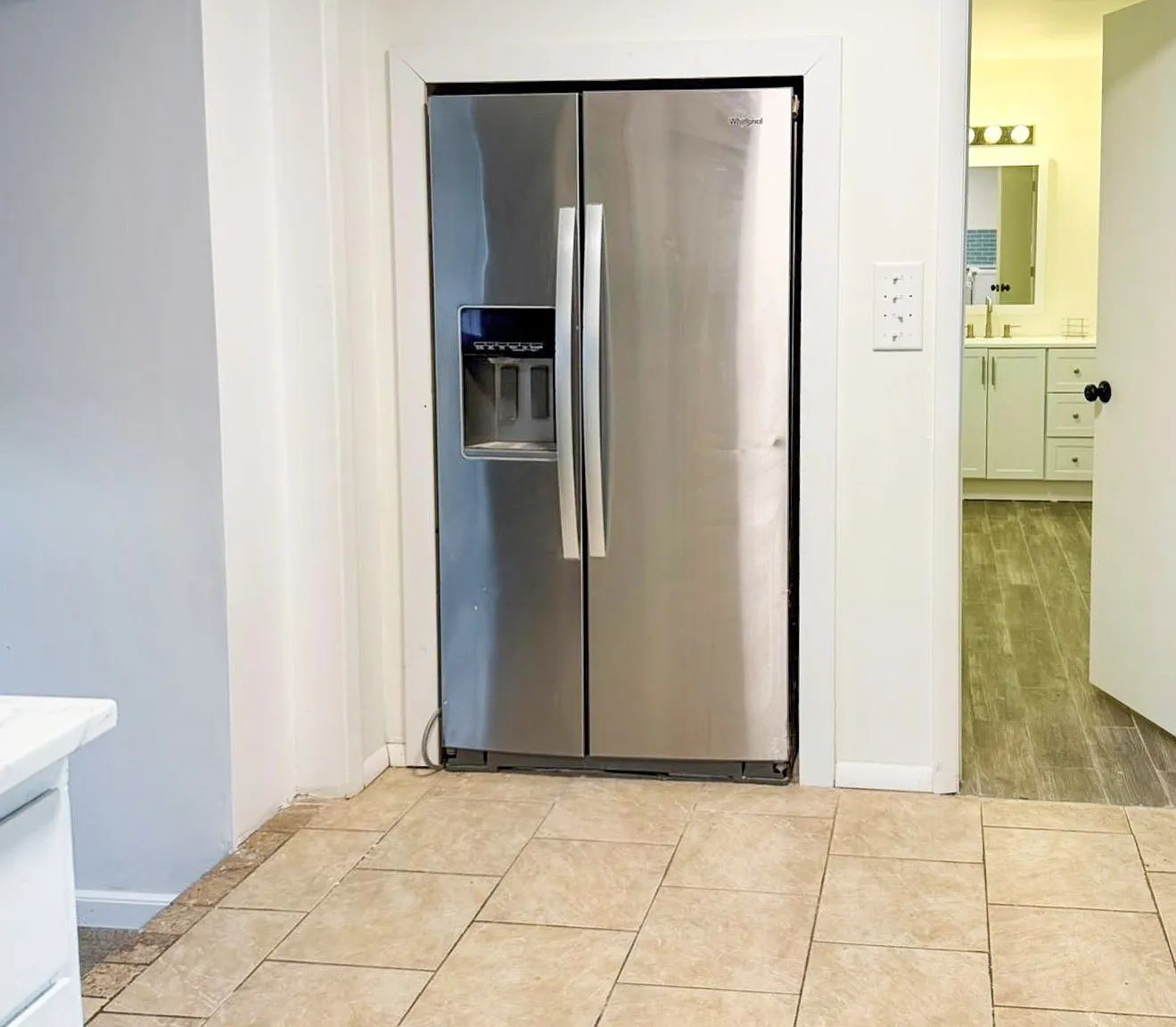4 bed, 2.0 bath, 1260 sqft, $663 — Photo 4