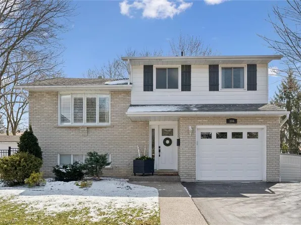 306 Daleside Pl, Waterloo, ON N2L 5M4