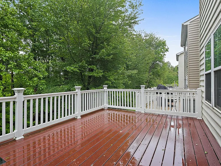 11675 Emerald Green Dr — Photo 25