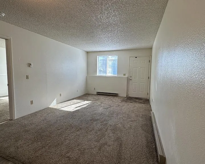 148 Prickett Ln #9 — Photo 2