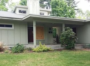 179 Morgan St, Holyoke, MA 01040