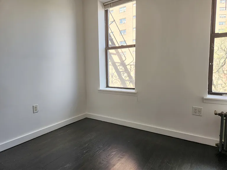 556 W 126th St #23 — Photo 4