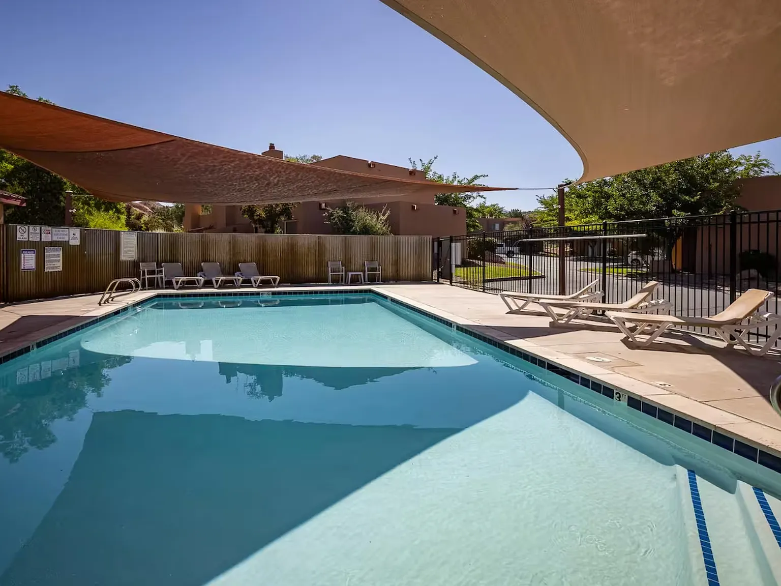 3287 E Fairway Loop — Photo 3