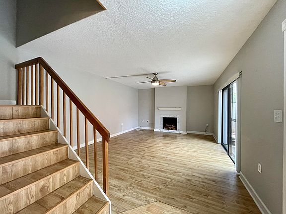 2nd image of 3249 Gardens East Dr APT A