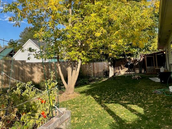 1306 Vineyard Dr, Sandpoint, ID 83864