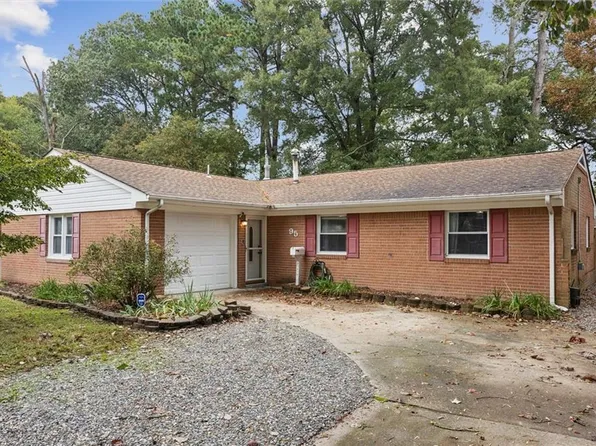 95 Kendall Dr, Newport News, VA 23601