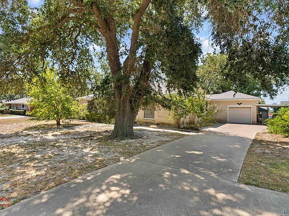 3rd image of 314 McNee Dr