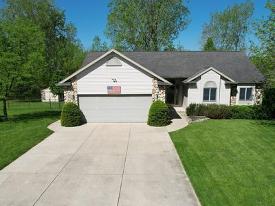 1820 E Elk Ct, Owosso, MI, 48867
