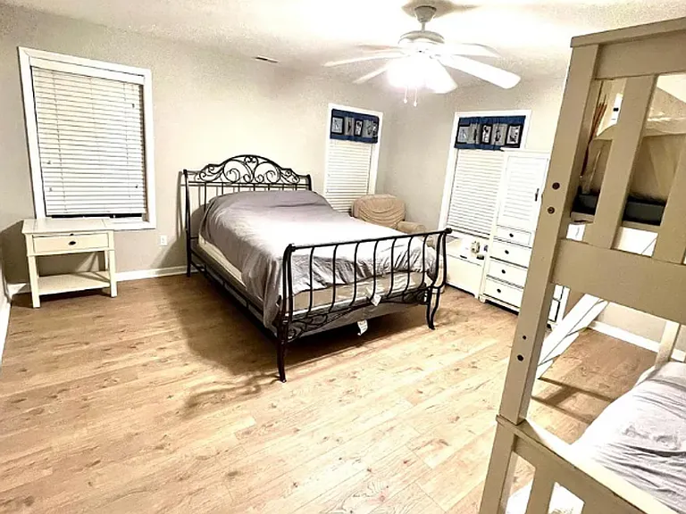 909 N Burghley Ave — Photo 3