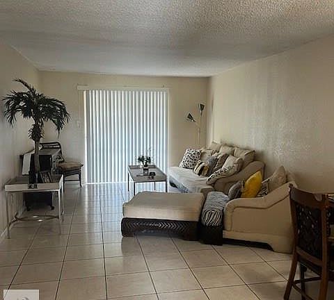 5th image of 1900 University Blvd APT 4D