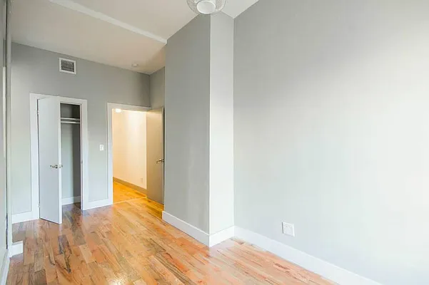 Rented by Level Group | media 35