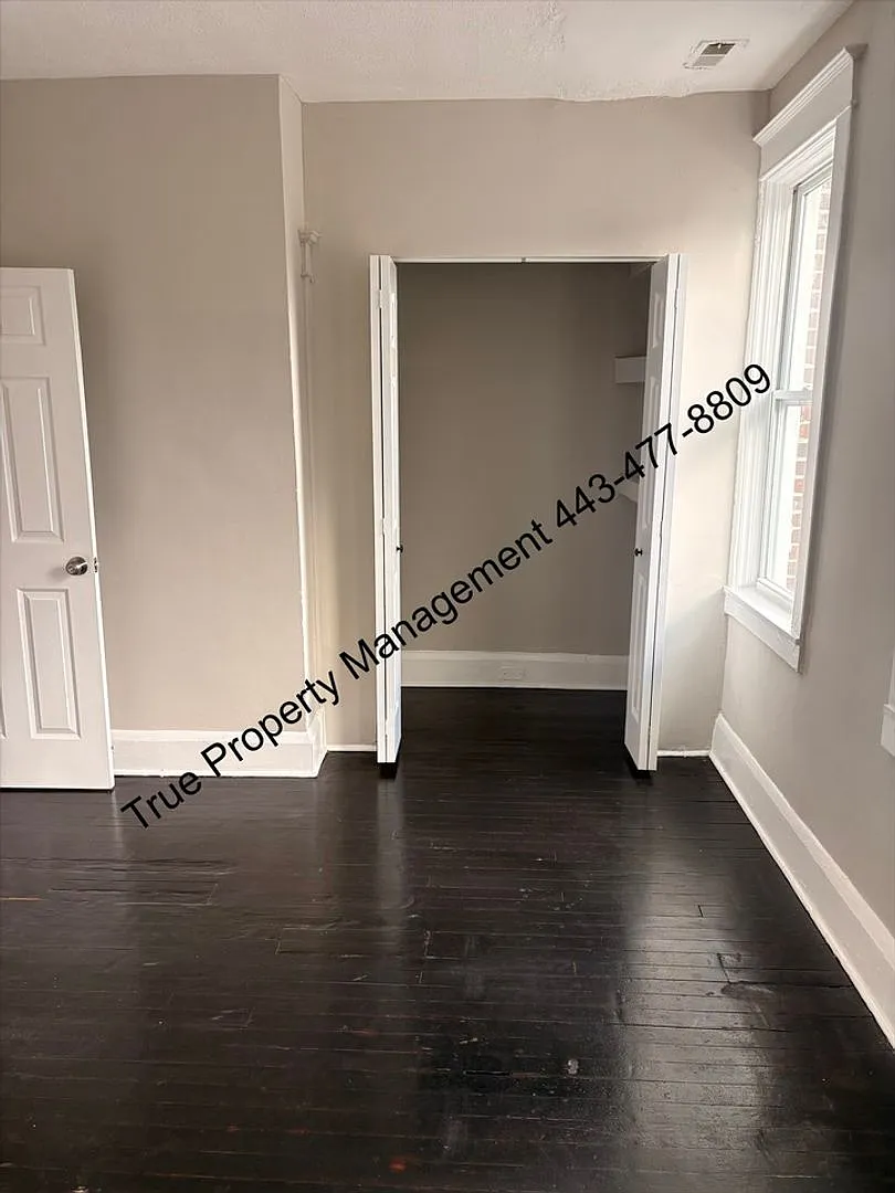 3924 Fairview Ave — Photo 4