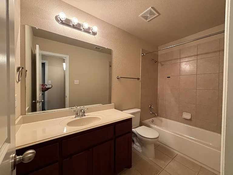 3736 Sicily St — Photo 15