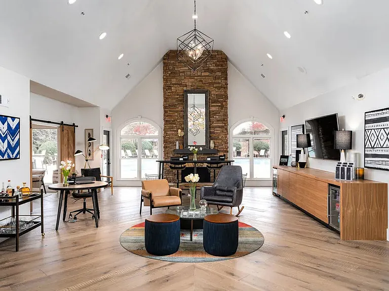 ReNew Cobb — Photo 31