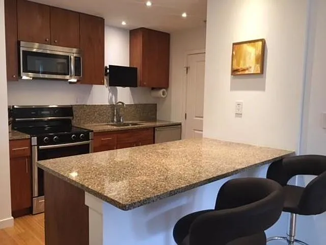 16 Miner St #509 — Photo 8